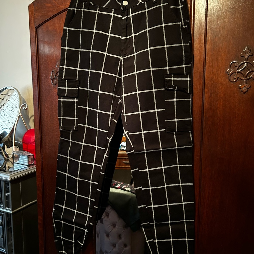 Hot Topic Cargo Pants